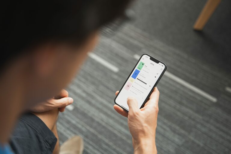 Person with home internet issues contacting Ottie